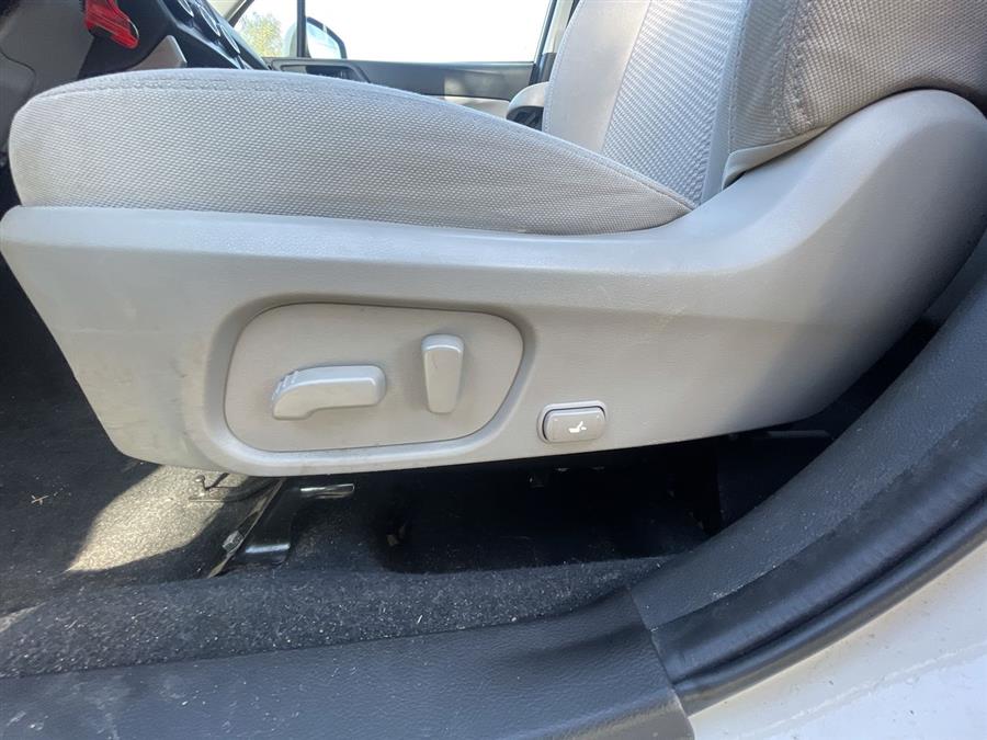 Used Subaru Forester 4dr Auto 2.5i Premium PZEV 2014 | Wiz Leasing Inc. Stratford, Connecticut Used Subaru Forester 4dr Auto 2.5i Premium PZEV 2014 | Wiz Leasing Inc. Stratford, Connecticut