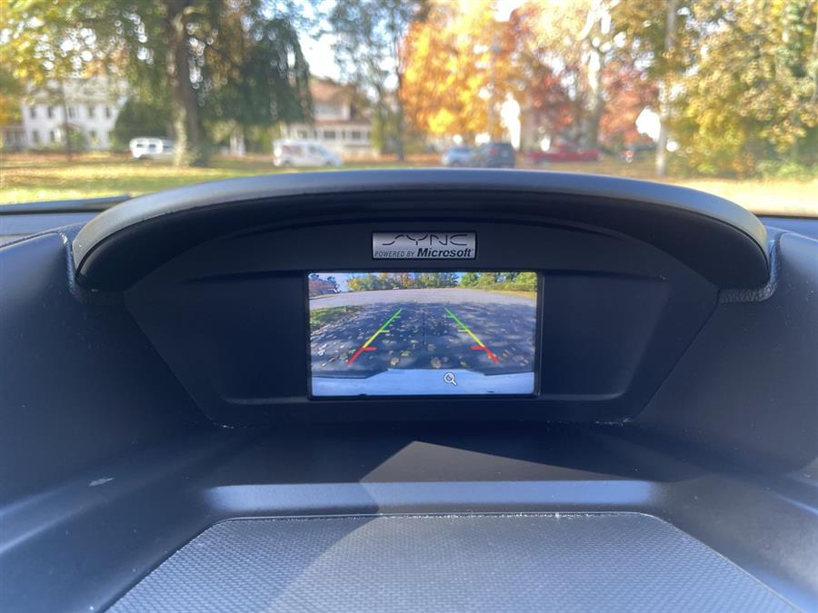 2014 Ford Escape 4WD 4dr SE, available for sale in Stratford, Connecticut | Wiz Leasing Inc. Stratford, Connecticut 2014 Ford Escape 4WD 4dr SE, available for sale in Stratford, Connecticut | Wiz Leasing Inc. Stratford, Connecticut