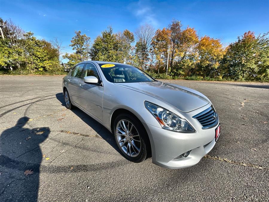 2013 Infiniti G37 Sedan 4dr x AWD, available for sale in Stratford, Connecticut | Wiz Leasing Inc. Stratford, Connecticut