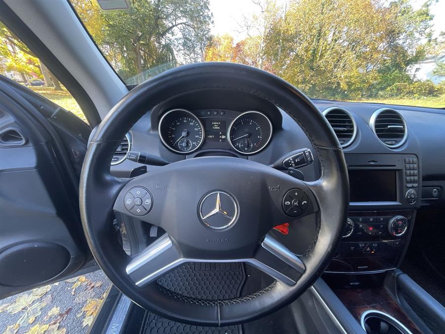 Used Mercedes-Benz M-Class 4MATIC 4dr ML350 2011 | Wiz Leasing Inc. Stratford, Connecticut Used Mercedes-Benz M-Class 4MATIC 4dr ML350 2011 | Wiz Leasing Inc. Stratford, Connecticut