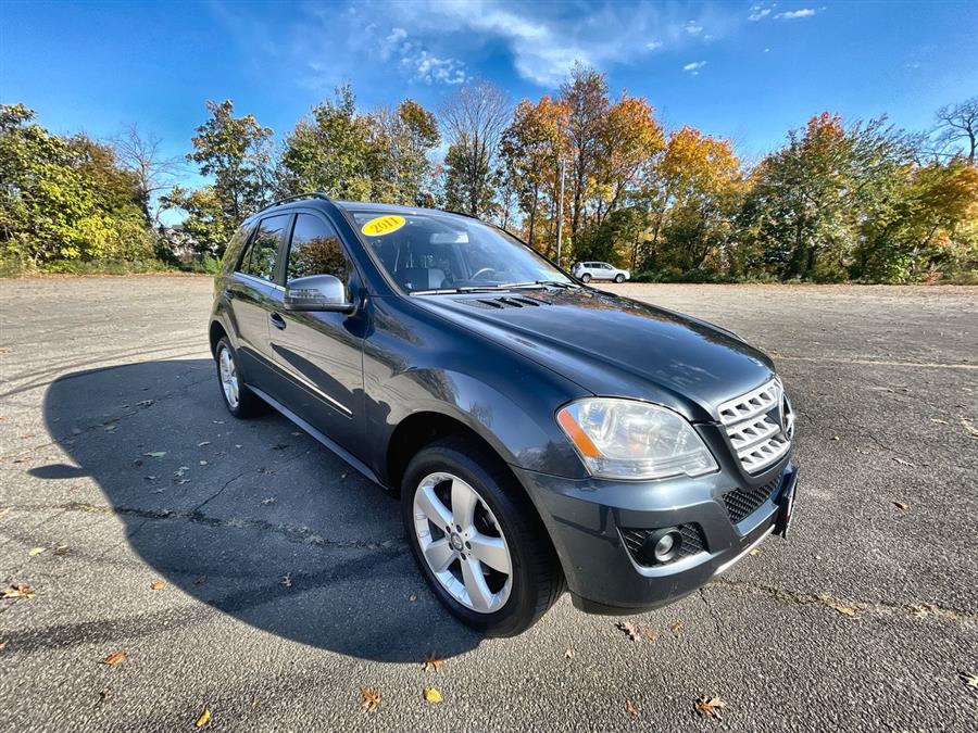 Used Mercedes-Benz M-Class 4MATIC 4dr ML350 2011 | Wiz Leasing Inc. Stratford, Connecticut Used Mercedes-Benz M-Class 4MATIC 4dr ML350 2011 | Wiz Leasing Inc. Stratford, Connecticut