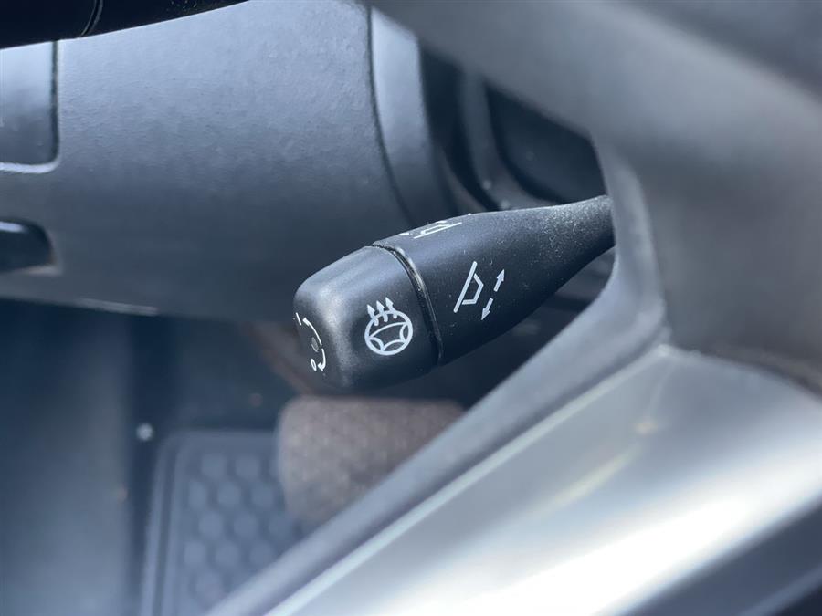 Used Mercedes-Benz M-Class 4MATIC 4dr ML350 2011 | Wiz Leasing Inc. Stratford, Connecticut Used Mercedes-Benz M-Class 4MATIC 4dr ML350 2011 | Wiz Leasing Inc. Stratford, Connecticut