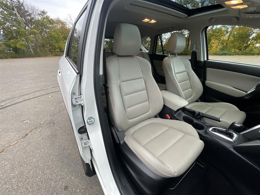 2015 Mazda CX-5 AWD 4dr Auto Grand Touring, available for sale in Stratford, Connecticut | Wiz Leasing Inc. Stratford, Connecticut 2015 Mazda CX-5 AWD 4dr Auto Grand Touring, available for sale in Stratford, Connecticut | Wiz Leasing Inc. Stratford, Connecticut