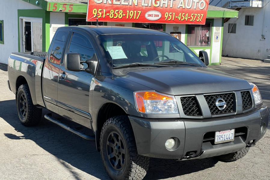 2004 Nissan Titan XE King Cab 4WD, available for sale in Corona, California | Green Light Auto. Corona, California 2004 Nissan Titan XE King Cab 4WD, available for sale in Corona, California | Green Light Auto. Corona, California