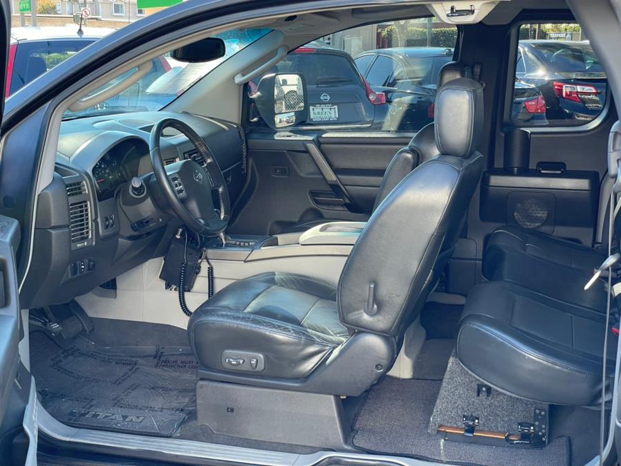 2004 Nissan Titan XE King Cab 4WD, available for sale in Corona, California | Green Light Auto. Corona, California 2004 Nissan Titan XE King Cab 4WD, available for sale in Corona, California | Green Light Auto. Corona, California