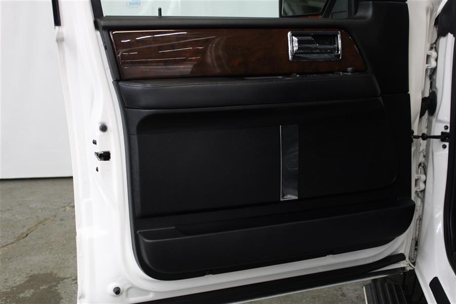 Used Lincoln Navigator 2015 | Fast Track Motors. Paterson, New Jersey Used Lincoln Navigator 2015 | Fast Track Motors. Paterson, New Jersey