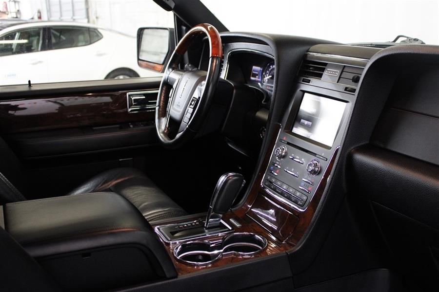 Used Lincoln Navigator 2015 | Fast Track Motors. Paterson, New Jersey Used Lincoln Navigator 2015 | Fast Track Motors. Paterson, New Jersey