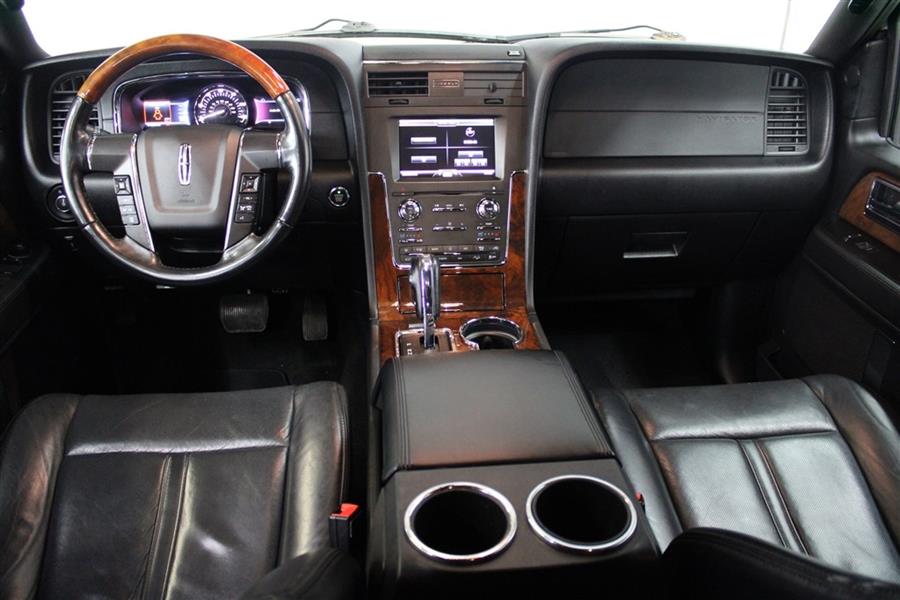 Used Lincoln Navigator 2015 | Fast Track Motors. Paterson, New Jersey Used Lincoln Navigator 2015 | Fast Track Motors. Paterson, New Jersey