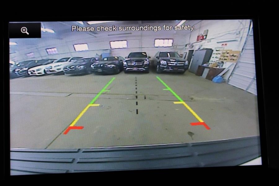 Used Lincoln Navigator 2015 | Fast Track Motors. Paterson, New Jersey Used Lincoln Navigator 2015 | Fast Track Motors. Paterson, New Jersey