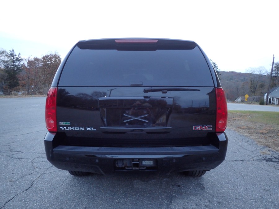 Used GMC Yukon XL 4WD 4dr 1500 SLT 2011 | Eagleville Motors. Storrs, Connecticut Used GMC Yukon XL 4WD 4dr 1500 SLT 2011 | Eagleville Motors. Storrs, Connecticut