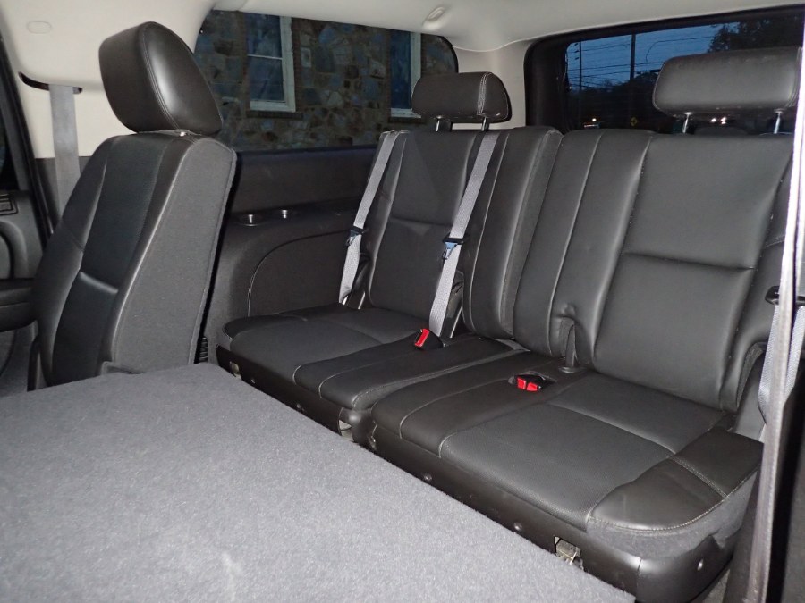 Used GMC Yukon XL 4WD 4dr 1500 SLT 2011 | Eagleville Motors. Storrs, Connecticut Used GMC Yukon XL 4WD 4dr 1500 SLT 2011 | Eagleville Motors. Storrs, Connecticut