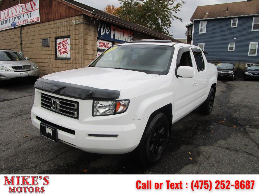 2007 Honda Ridgeline 4WD Crew Cab RTL w/Leather, available for sale in Stratford, Connecticut | Mike's Motors LLC. Stratford, Connecticut