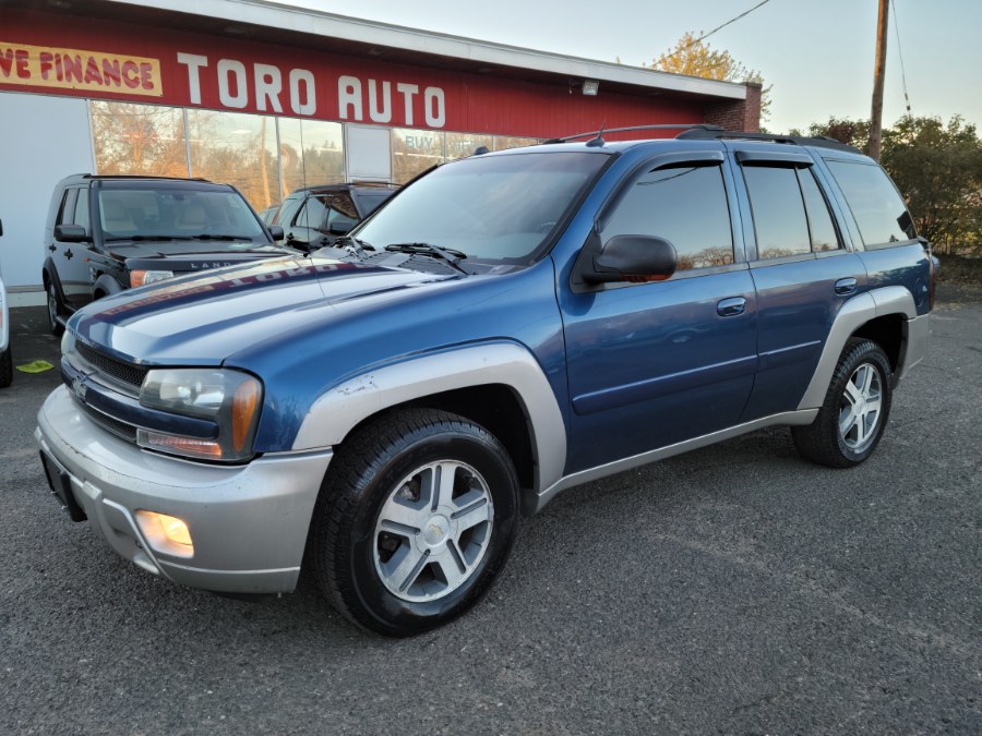 2005 Chevrolet TrailBlazer LT 4WD Leather & Sunroof, available for sale in East Windsor, Connecticut | Toro Auto. East Windsor, Connecticut 2005 Chevrolet TrailBlazer LT 4WD Leather & Sunroof, available for sale in East Windsor, Connecticut | Toro Auto. East Windsor, Connecticut