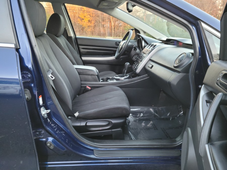 Used Mazda CX-7 4dr i SV 2011 | Toro Auto. East Windsor, Connecticut Used Mazda CX-7 4dr i SV 2011 | Toro Auto. East Windsor, Connecticut