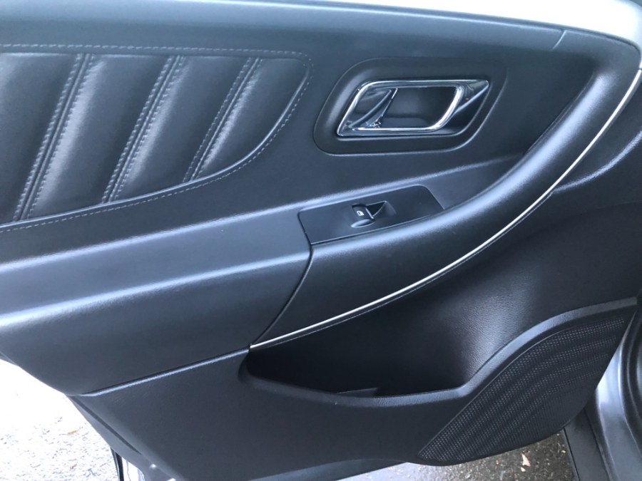 Used Ford Taurus 4dr Sdn SEL FWD 2013 | Bristol Auto Center LLC. Bristol, Connecticut Used Ford Taurus 4dr Sdn SEL FWD 2013 | Bristol Auto Center LLC. Bristol, Connecticut