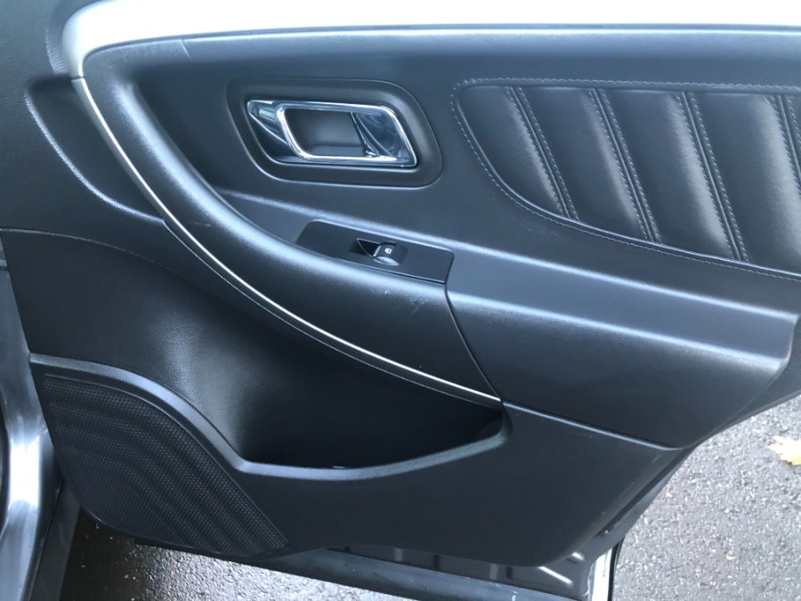 Used Ford Taurus 4dr Sdn SEL FWD 2013 | Bristol Auto Center LLC. Bristol, Connecticut Used Ford Taurus 4dr Sdn SEL FWD 2013 | Bristol Auto Center LLC. Bristol, Connecticut