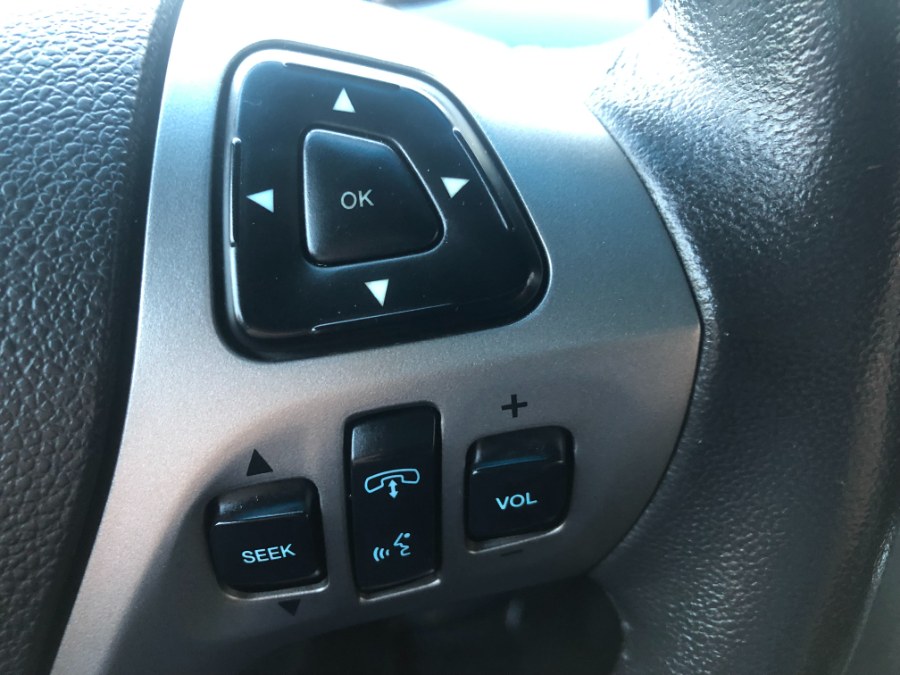 Used Ford Taurus 4dr Sdn SEL FWD 2013 | Bristol Auto Center LLC. Bristol, Connecticut Used Ford Taurus 4dr Sdn SEL FWD 2013 | Bristol Auto Center LLC. Bristol, Connecticut