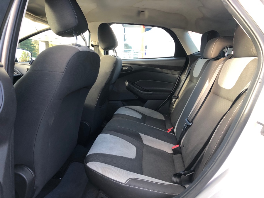 Used Ford Focus 5dr HB SE 2012 | Marsh Auto Sales LLC. Ortonville, Michigan Used Ford Focus 5dr HB SE 2012 | Marsh Auto Sales LLC. Ortonville, Michigan