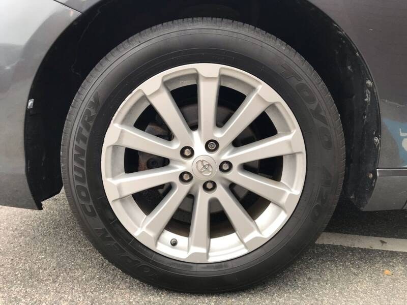 Used Toyota Venza 4dr Wgn I4 AWD 2010 | Motorcars of Boston. Newton, Massachusetts Used Toyota Venza 4dr Wgn I4 AWD 2010 | Motorcars of Boston. Newton, Massachusetts