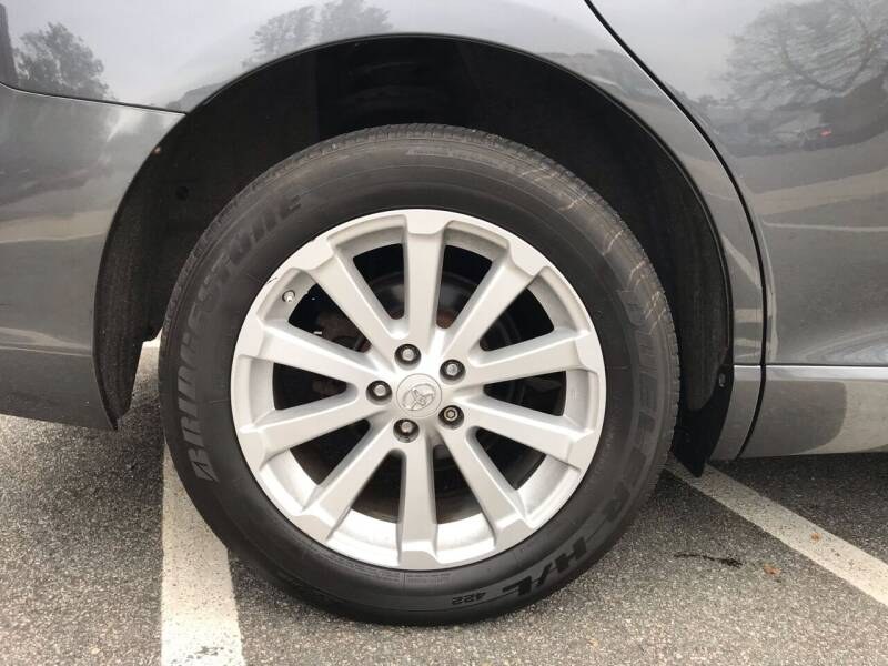 Used Toyota Venza 4dr Wgn I4 AWD 2010 | Motorcars of Boston. Newton, Massachusetts Used Toyota Venza 4dr Wgn I4 AWD 2010 | Motorcars of Boston. Newton, Massachusetts