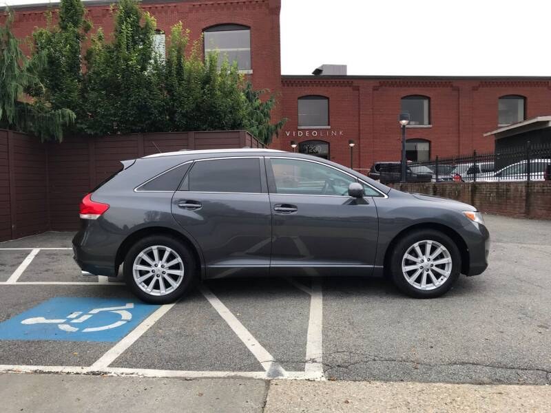 Used Toyota Venza 4dr Wgn I4 AWD 2010 | Motorcars of Boston. Newton, Massachusetts Used Toyota Venza 4dr Wgn I4 AWD 2010 | Motorcars of Boston. Newton, Massachusetts
