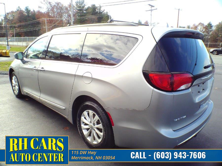 Used Chrysler Pacifica Touring-L FWD 2017 | RH Cars LLC. Merrimack, New Hampshire Used Chrysler Pacifica Touring-L FWD 2017 | RH Cars LLC. Merrimack, New Hampshire