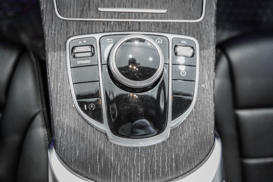Used Mercedes-Benz C-Class C 300 4MATIC Sedan 2020 | 26 Motors Corp. Bronx, New York Used Mercedes-Benz C-Class C 300 4MATIC Sedan 2020 | 26 Motors Corp. Bronx, New York