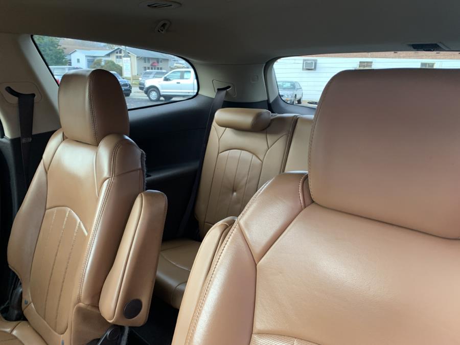 Used Buick Enclave AWD 4dr Premium 2013 | Saybrook Auto Barn. Old Saybrook, Connecticut Used Buick Enclave AWD 4dr Premium 2013 | Saybrook Auto Barn. Old Saybrook, Connecticut