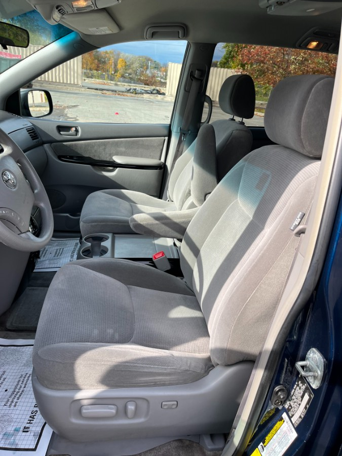 2005 Toyota Sienna 5dr LE FWD 7-Passenger, available for sale in Lyndhurst, New Jersey | Cars With Deals. Lyndhurst, New Jersey 2005 Toyota Sienna 5dr LE FWD 7-Passenger, available for sale in Lyndhurst, New Jersey | Cars With Deals. Lyndhurst, New Jersey