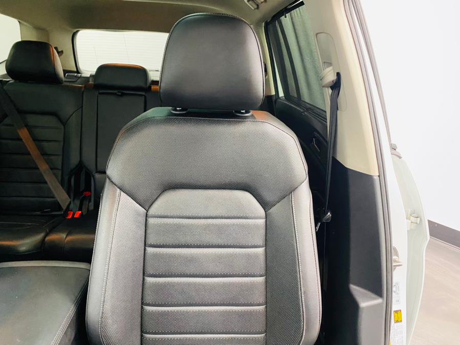 Used Volkswagen Atlas 3.6L V6 SEL 4MOTION 2018 | East Coast Auto Group. Linden, New Jersey Used Volkswagen Atlas 3.6L V6 SEL 4MOTION 2018 | East Coast Auto Group. Linden, New Jersey
