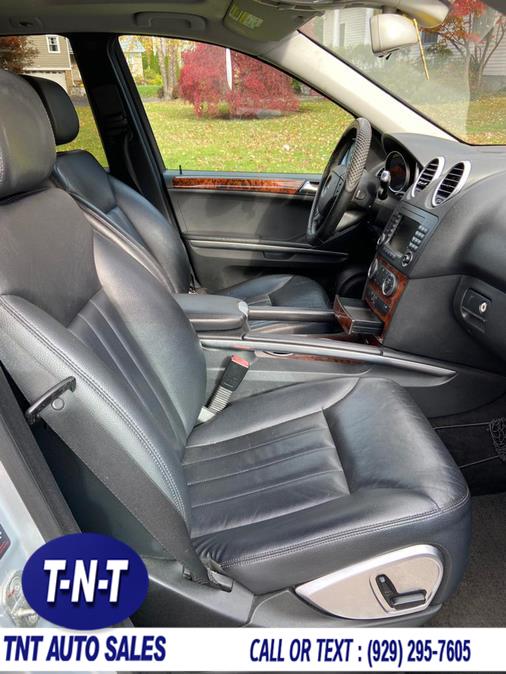 2006 Mercedes-Benz M-Class 4MATIC 4dr 5.0L, available for sale in Bronx, New York | TNT Auto Sales USA inc. Bronx, New York 2006 Mercedes-Benz M-Class 4MATIC 4dr 5.0L, available for sale in Bronx, New York | TNT Auto Sales USA inc. Bronx, New York