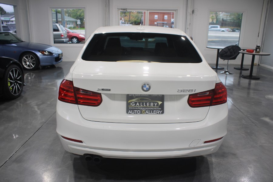 Used BMW 3 Series 4dr Sdn 328i xDrive AWD 2013 | Auto Gallery. Lodi, New Jersey Used BMW 3 Series 4dr Sdn 328i xDrive AWD 2013 | Auto Gallery. Lodi, New Jersey
