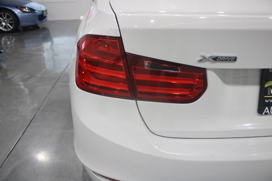 Used BMW 3 Series 4dr Sdn 328i xDrive AWD 2013 | Auto Gallery. Lodi, New Jersey Used BMW 3 Series 4dr Sdn 328i xDrive AWD 2013 | Auto Gallery. Lodi, New Jersey