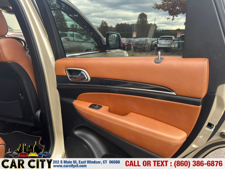 2011 Jeep Grand Cherokee 4WD 4dr Overland, available for sale in East Windsor, Connecticut | Car City LLC. East Windsor, Connecticut 2011 Jeep Grand Cherokee 4WD 4dr Overland, available for sale in East Windsor, Connecticut | Car City LLC. East Windsor, Connecticut
