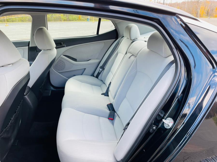Used Kia Optima 4dr Sdn LX 2014 | Supreme Automotive. New Britain, Connecticut Used Kia Optima 4dr Sdn LX 2014 | Supreme Automotive. New Britain, Connecticut