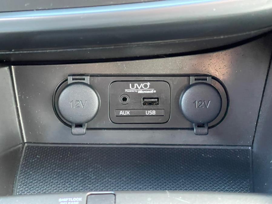 Used Kia Optima 4dr Sdn LX 2014 | Supreme Automotive. New Britain, Connecticut Used Kia Optima 4dr Sdn LX 2014 | Supreme Automotive. New Britain, Connecticut