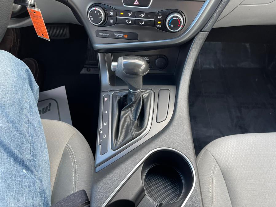 Used Kia Optima 4dr Sdn LX 2014 | Supreme Automotive. New Britain, Connecticut Used Kia Optima 4dr Sdn LX 2014 | Supreme Automotive. New Britain, Connecticut