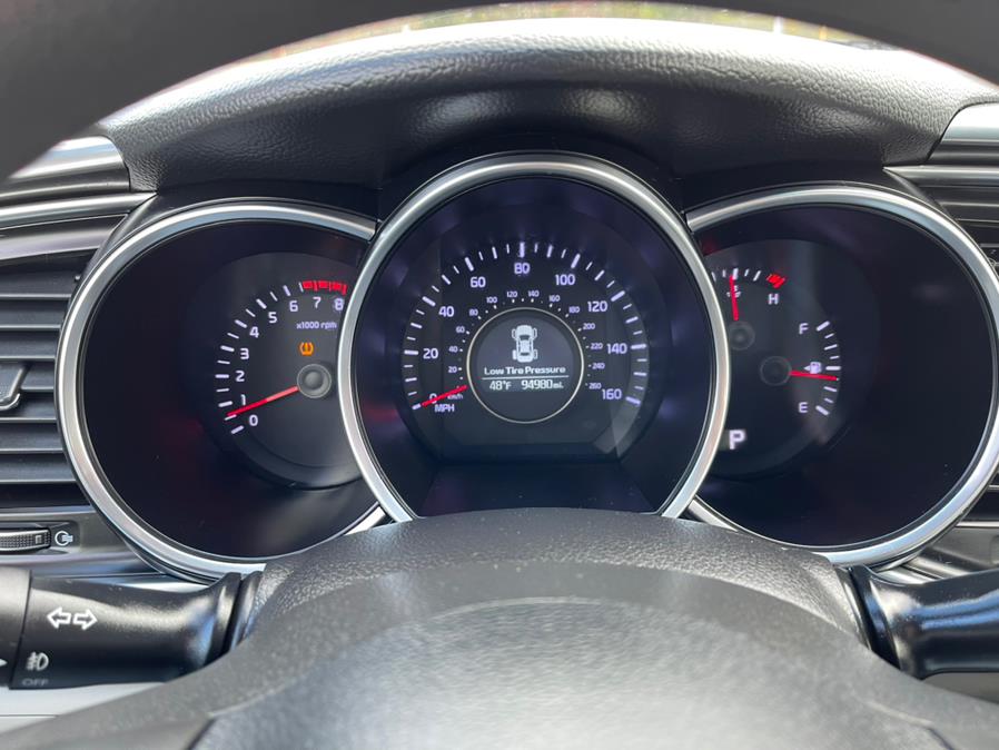 Used Kia Optima 4dr Sdn LX 2014 | Supreme Automotive. New Britain, Connecticut Used Kia Optima 4dr Sdn LX 2014 | Supreme Automotive. New Britain, Connecticut