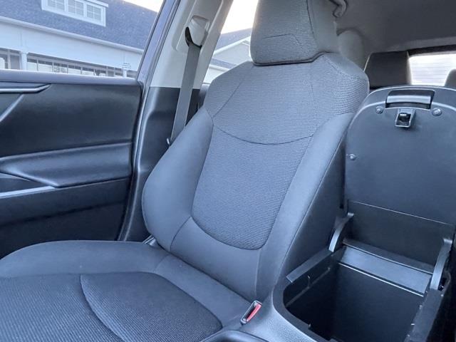 Used Toyota Rav4 LE 2019 | Blasius Federal Road. Brookfield, Connecticut Used Toyota Rav4 LE 2019 | Blasius Federal Road. Brookfield, Connecticut