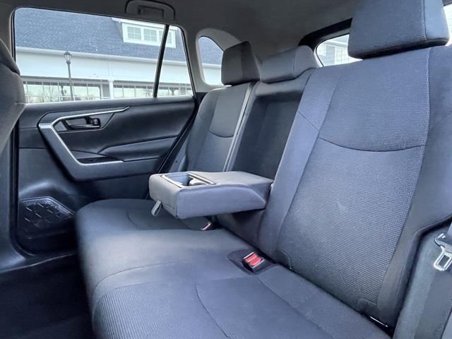 Used Toyota Rav4 LE 2019 | Blasius Federal Road. Brookfield, Connecticut Used Toyota Rav4 LE 2019 | Blasius Federal Road. Brookfield, Connecticut