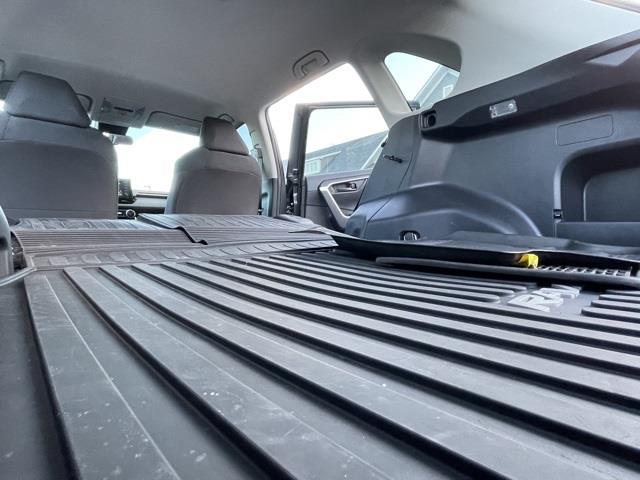 Used Toyota Rav4 LE 2019 | Blasius Federal Road. Brookfield, Connecticut Used Toyota Rav4 LE 2019 | Blasius Federal Road. Brookfield, Connecticut