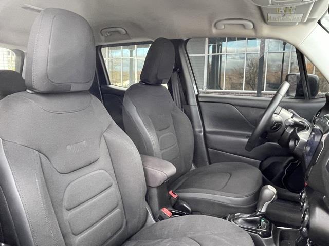 Used Jeep Renegade Latitude 2016 | Blasius Federal Road. Brookfield, Connecticut Used Jeep Renegade Latitude 2016 | Blasius Federal Road. Brookfield, Connecticut
