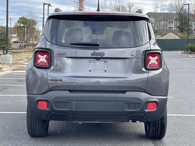 Used Jeep Renegade Latitude 2016 | Blasius Federal Road. Brookfield, Connecticut Used Jeep Renegade Latitude 2016 | Blasius Federal Road. Brookfield, Connecticut