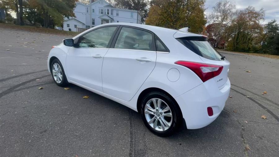 Used Hyundai Elantra GT 5dr HB Auto 2013 | Wiz Leasing Inc. Stratford, Connecticut Used Hyundai Elantra GT 5dr HB Auto 2013 | Wiz Leasing Inc. Stratford, Connecticut