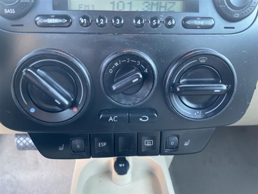 Used Volkswagen New Beetle Convertible 2dr Auto 2007 | Wiz Leasing Inc. Stratford, Connecticut Used Volkswagen New Beetle Convertible 2dr Auto 2007 | Wiz Leasing Inc. Stratford, Connecticut