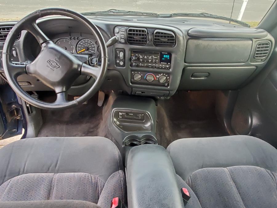Used Chevrolet Blazer 4dr 4WD LS 2000 | SGM Auto Sales. West Babylon, New York Used Chevrolet Blazer 4dr 4WD LS 2000 | SGM Auto Sales. West Babylon, New York