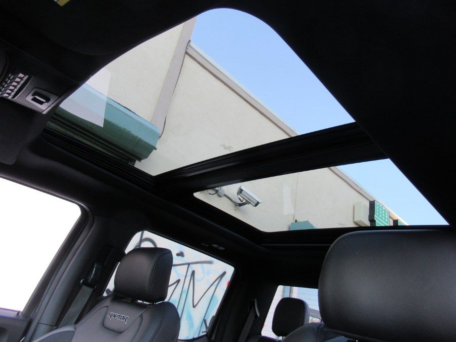 Used Ford F-150 Raptor 4WD SuperCrew 5.5'' Box 2018 | Pepmore Auto Sales Inc.. Woodside, New York Used Ford F-150 Raptor 4WD SuperCrew 5.5'' Box 2018 | Pepmore Auto Sales Inc.. Woodside, New York