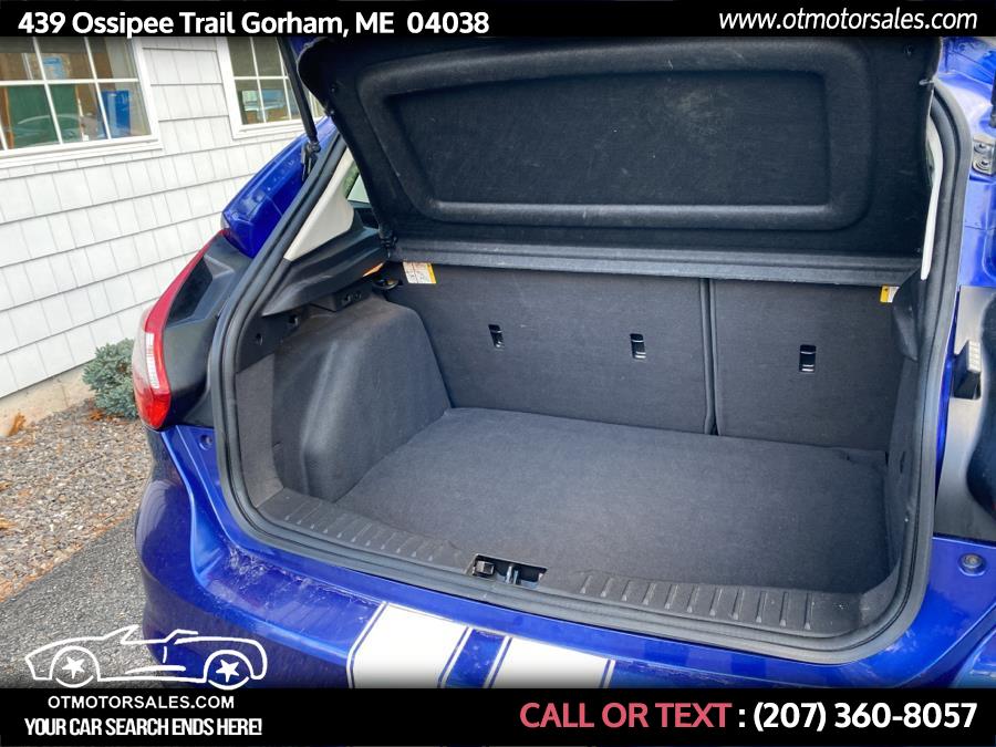 Used Ford Focus 5dr HB SE 2012 | Ossipee Trail Motor Sales. Gorham, Maine Used Ford Focus 5dr HB SE 2012 | Ossipee Trail Motor Sales. Gorham, Maine