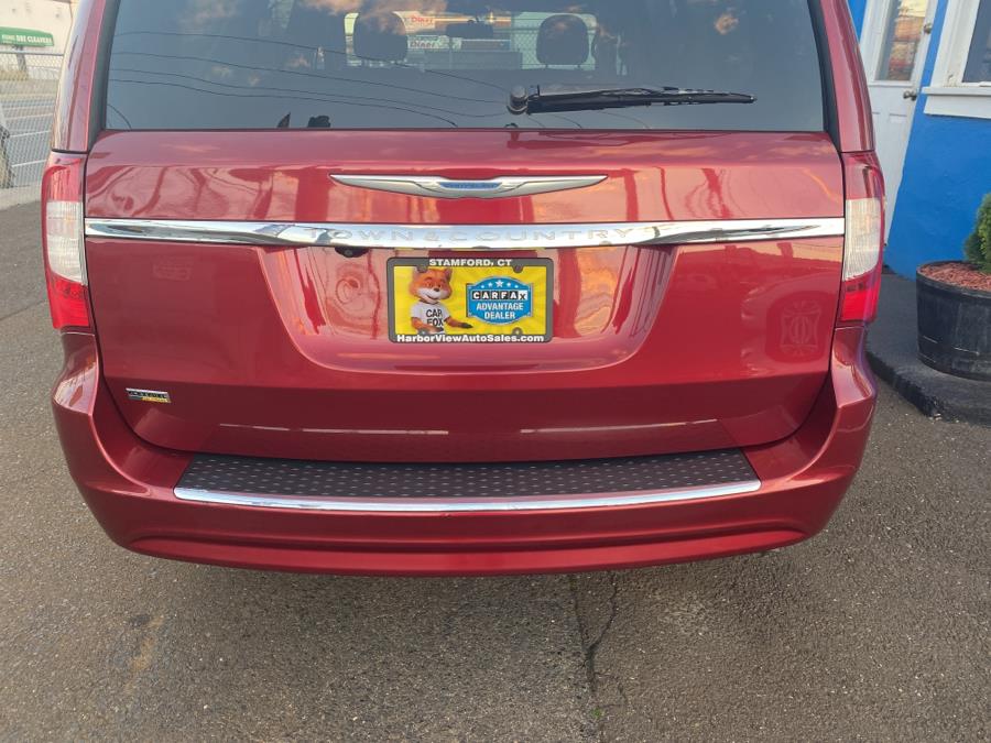 2014 Chrysler Town & Country 4dr Wgn Touring, available for sale in Stamford, Connecticut | Harbor View Auto Sales LLC. Stamford, Connecticut 2014 Chrysler Town & Country 4dr Wgn Touring, available for sale in Stamford, Connecticut | Harbor View Auto Sales LLC. Stamford, Connecticut