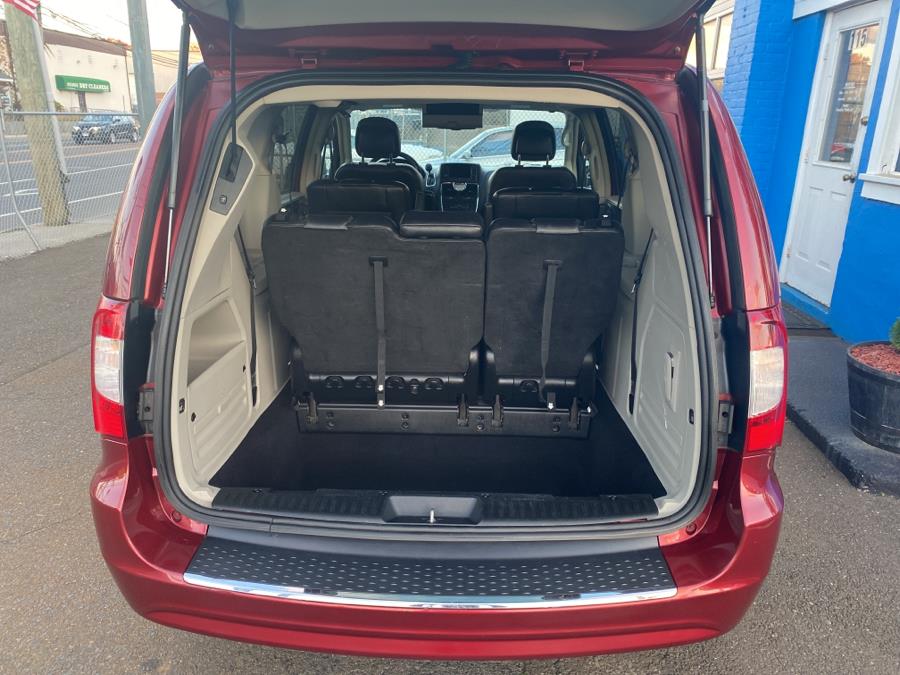 2014 Chrysler Town & Country 4dr Wgn Touring, available for sale in Stamford, Connecticut | Harbor View Auto Sales LLC. Stamford, Connecticut 2014 Chrysler Town & Country 4dr Wgn Touring, available for sale in Stamford, Connecticut | Harbor View Auto Sales LLC. Stamford, Connecticut